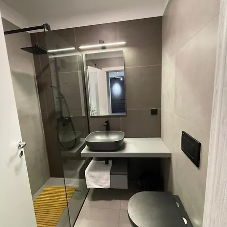 Good Location Near Promenada Mall Bucarest