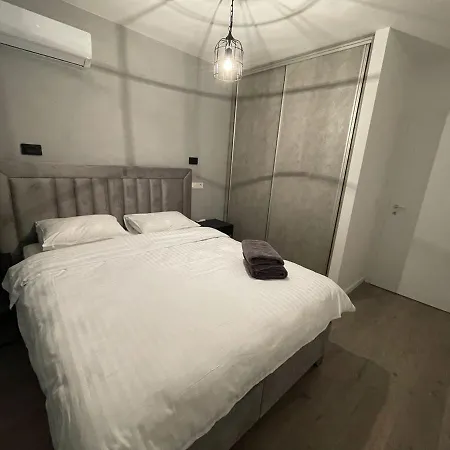 Good Location Near Promenada Mall بوخارست