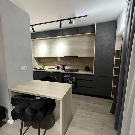 Good Location Near Promenada Mall فندق بوخارست
